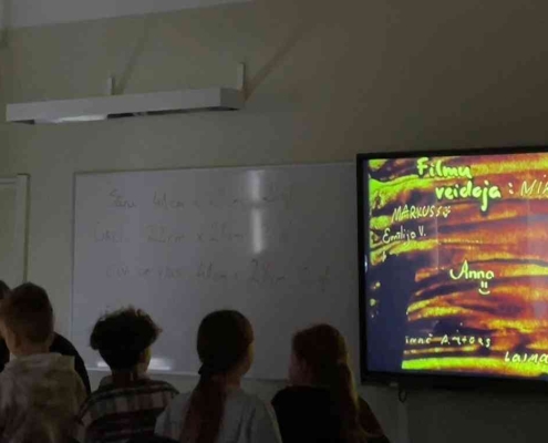 Smilšu maģijas skolā