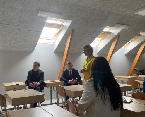 Izglītības un zinātnes ministres vizīte